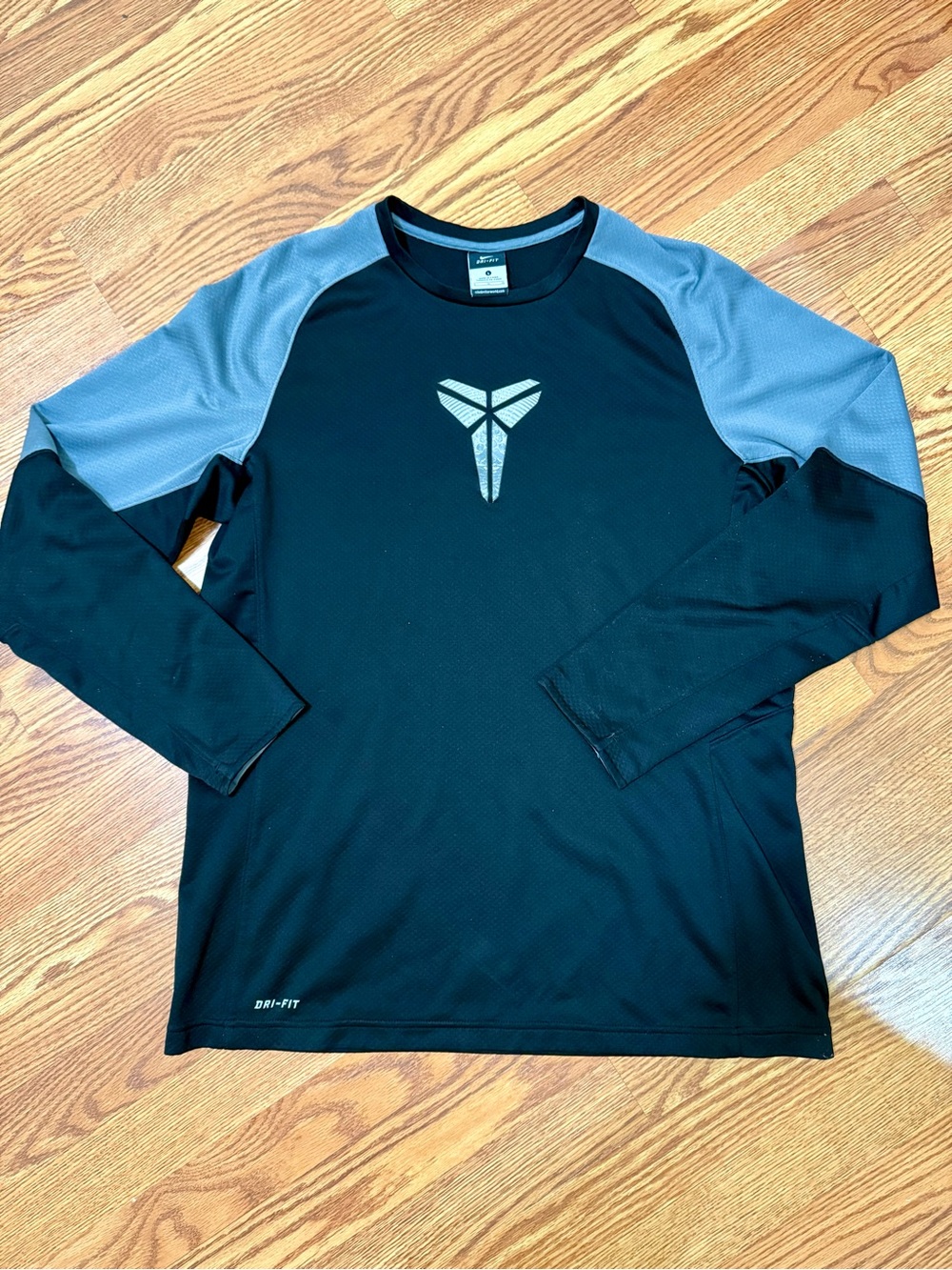 Nike Black Long-Sleeve Dri-FIT Shirt with Gray Raglan Sleeves